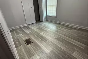 114 Skyland Dr E, Locust Grove, GA 30248 - Photo 4