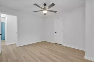 6385 Emerald Pointe Cir, College Park, GA 30349 - Photo 20