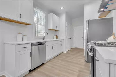 6385 Emerald Pointe Circle, College Park, GA 30349 - Photo 12