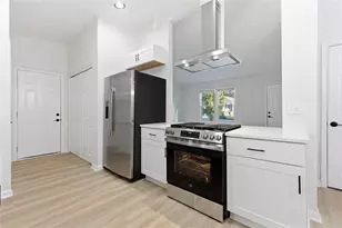 6385 Emerald Pointe Cir, College Park, GA 30349 - Photo 12