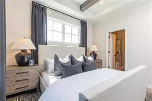 980 Bibbs Circle NW, Atlanta, GA 30318 - Photo 8