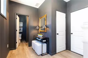 980 Bibbs Circle NW, Atlanta, GA 30318 - Photo 2