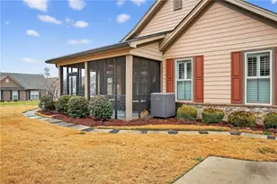 157 Camden Wy, Dalton, GA 30721 - Photo 2