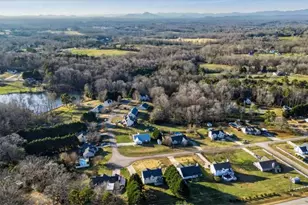 167 Bridgewater Dr, Mount Airy, GA 30563 - Photo 40