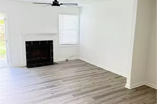 2356 Cove Rd, Lithonia, GA 30058 - Photo 12