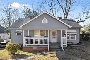 84 Park St, Toccoa, GA 30577 - Photo 2