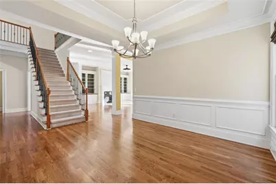 250 Fieldsborn Court, Atlanta, GA 30328 - Photo 2
