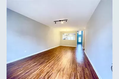 2225 Hoskin Court NW #7, Kennesaw, GA 30144 - Photo 4