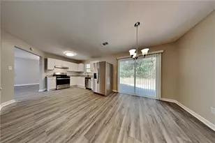 554 Sherwood Oaks Rd, Stone Mountain, GA 30087 - Photo 4