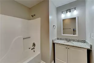 4203 E Emerald Dr NW, Kennesaw, GA 30144 - Photo 16