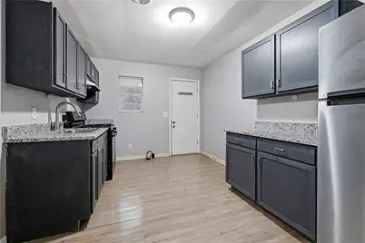 6401 Raymond Terrace, Union City, GA 30291 - Photo 12