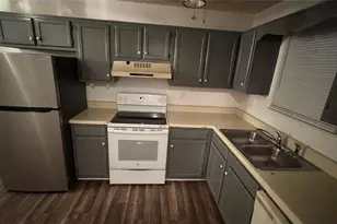 8501 Westchester Dr, Douglasville, GA 30134 - Photo 10