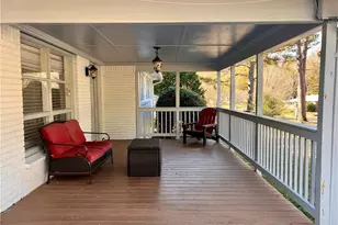 2047 Panstone Ct SW, Marietta, GA 30060 - Photo 2