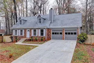 493 Tracy Ct, Lawrenceville, GA 30046 - Photo 2