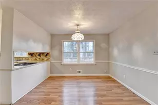 493 Tracy Ct, Lawrenceville, GA 30046 - Photo 16