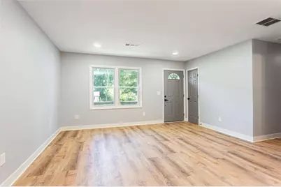 3652 Sweetbriar Circle, Lithia Springs, GA 30122 - Photo 10