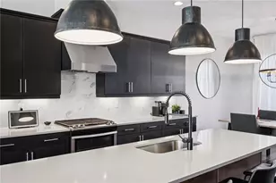 256 Castleberry Station Dr, Atlanta, GA 30313 - Photo 20