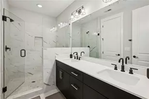 256 Castleberry Station Dr, Atlanta, GA 30313 - Photo 28