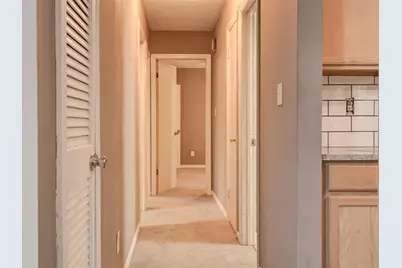 8962 Bentwood Lane, Riverdale, GA 30274 - Photo 16