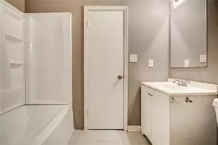 8962 Bentwood Ln, Riverdale, GA 30274 - Photo 18