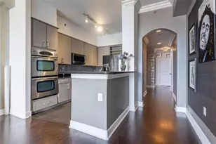 3445 Stratford Rd, Atlanta, GA 30326 - Photo 2