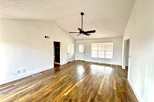 5409 Mill Valley Dr, Douglasville, GA 30135 - Photo 4