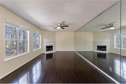 10119 Deep Creek Drive, Union City, GA 30291 - Photo 16