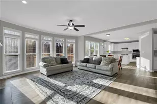 940 Ambleside Dr, Suwanee, GA 30024 - Photo 8