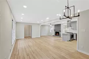 2906 Cartwright Dr, Decatur, GA 30033 - Photo 14