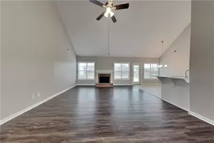 129 Graybrook Ct, Grayson, GA 30017 - Photo 2