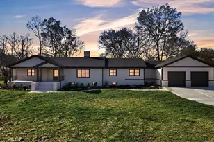 32 Church St, Taylorsville, GA 30178 - Photo 2