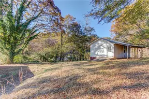 5537 N Richland Creek Rd, Buford, GA 30518 - Photo 12