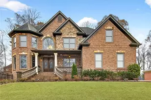 820 Cramac Dr, Lawrenceville, GA 30046 - Photo 2