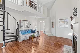 1351 Yorkshire Ln, Woodstock, GA 30188 - Photo 4