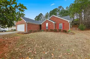 11179 Knotty Pine Pl, Hampton, GA 30228 - Photo 2