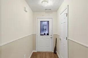 11179 Knotty Pine Pl, Hampton, GA 30228 - Photo 6