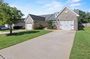 935 City Park Dr, McDonough, GA 30252 - Photo 2