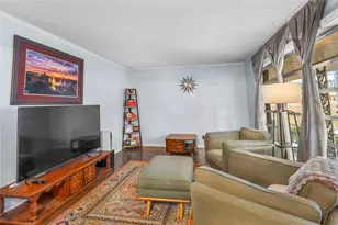 2205 Plantation Dr, Atlanta, GA 30344 - Photo 2