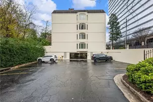 3636 Peachtree Rd NE, Atlanta, GA 30319 - Photo 22