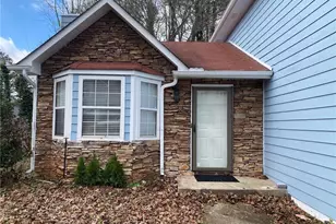 407 Sheppard Crossing Ct, Stone Mountain, GA 30083 - Photo 4