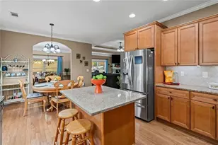 1573 Park Hollow Ln NE, Lawrenceville, GA 30043 - Photo 14