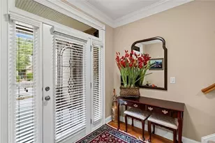 1573 Park Hollow Ln NE, Lawrenceville, GA 30043 - Photo 10