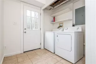 35 Simpson Dr NE, Kennesaw, GA 30144 - Photo 34