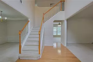 5072 Raventhorpe Ct, Suwanee, GA 30024 - Photo 2