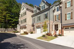 304 Trecastle Ln, Canton, GA 30114 - Photo 2