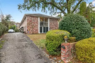 3668 Kingsboro Rd NE, Atlanta, GA 30319 - Photo 2