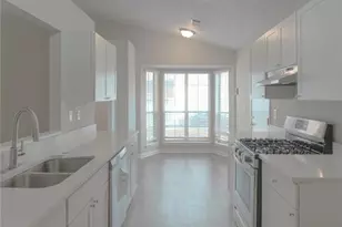 1350 Birdsong Ln, Hampton, GA 30228 - Photo 2