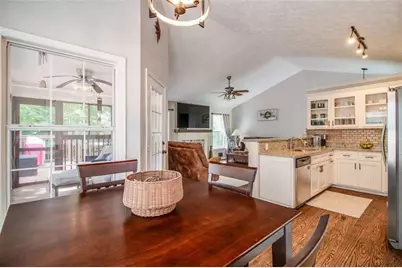 5505 Riverchase Drive, Flowery Branch, GA 30542 - Photo 12