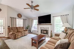 5505 Riverchase Dr, Flowery Branch, GA 30542 - Photo 10