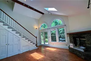 284 Lakeview Ave NE, Atlanta, GA 30305 - Photo 18